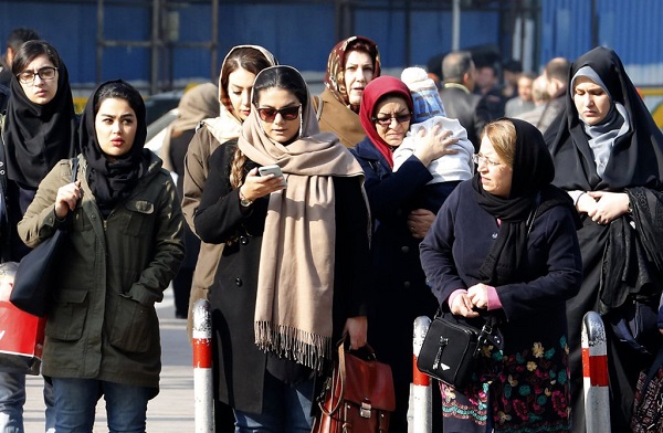 إيران توافق على منح الجنسية لأبناء المتزوجات من أجانب