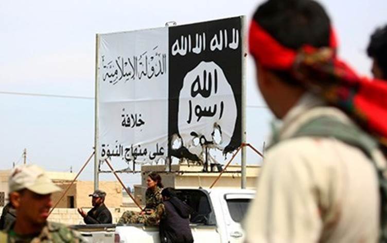 لافتة لتنظيم داعش