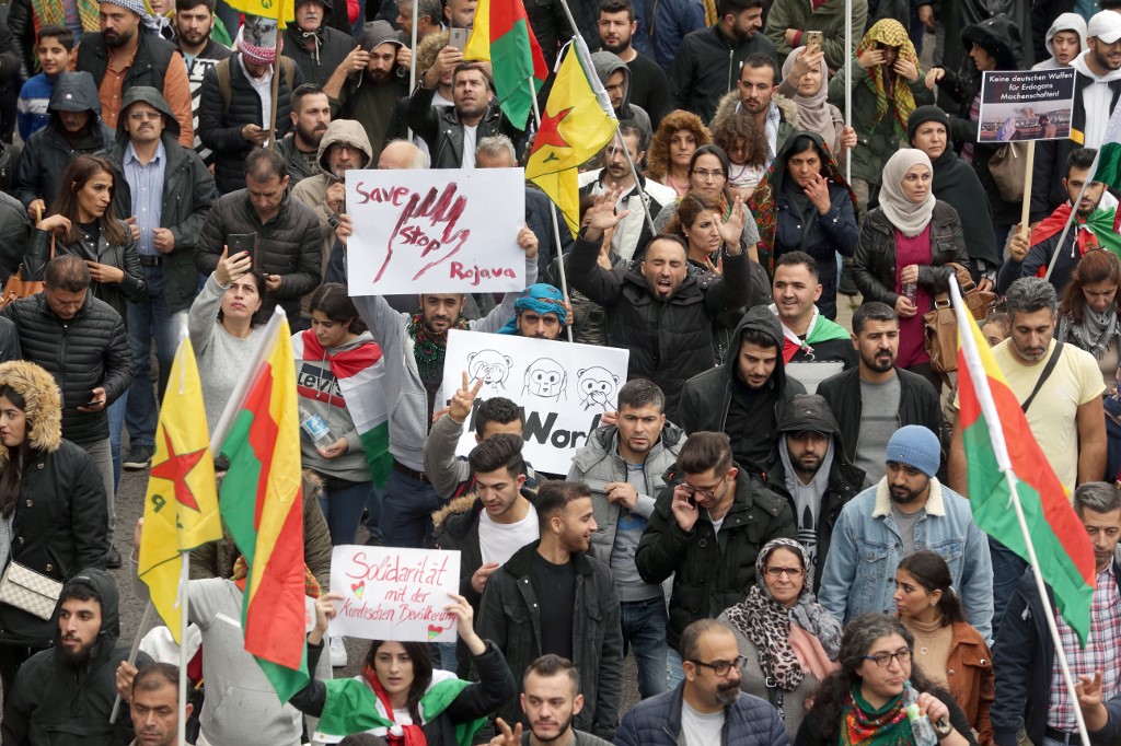 تظاهرة في كولونيا بألمانيا تندد بالعمل العسكري التركي في شمال سوريا