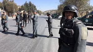 مقتل شرطيين وجرح 20 طفلًا في انفجار في أفغانستان