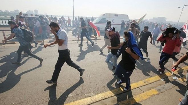 العراق: 1800 قتيل ومصاب في التظاهرات وتحولها لاعتصامات