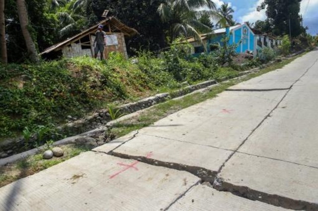 ستة قتلى جراء زلزال بقوة 6.6 درجات ضرب الفلبين