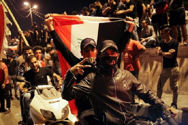 عراقيون في ساحة التحرير