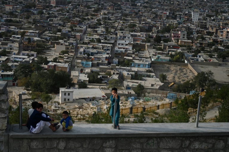مقتل تسعة أطفال بانفجار لغم في أفغانستان