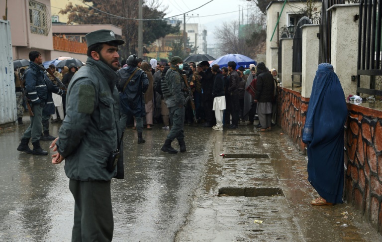 سفارة باكستان في كابول تغلق قسم التأشيرات