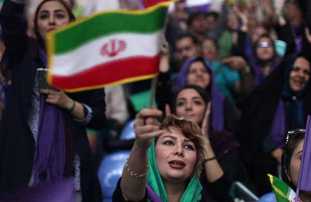 ايران لانتخابات مجلس الشورى في فبراير 