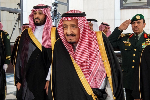 الملك سلمان يفتتح أعمال السنة الرابعة من الدورة السابعة لمجلس الشورى