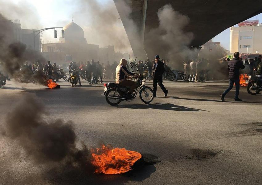 جانب من احتجاجات الايرانيين - صورة لـ