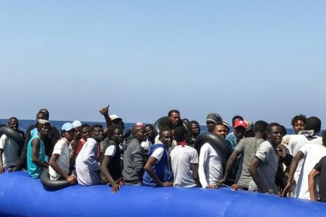 إنقاذ 40 مهاجرا قبالة صفاقس التونسية