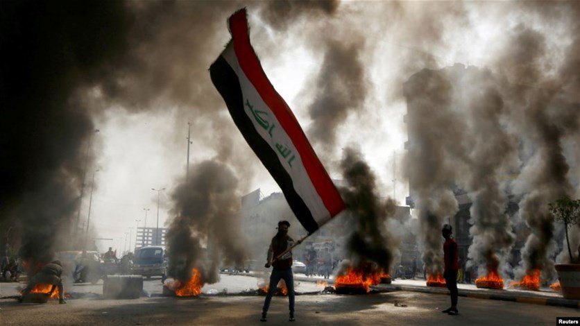 مقتل 13 متظاهرًا في مواجهات مع قوات الأمن في جنوب العراق