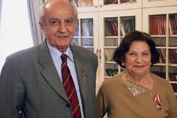 جوهر فارتانيان وزوجها الراحل الجاسوس غيفورك