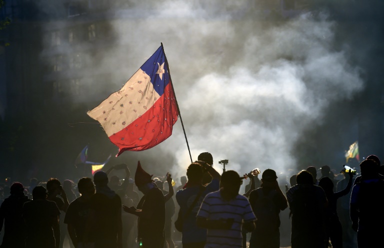 العنف متواصل في تشيلي في اليوم الأربعين للاحتجاجات