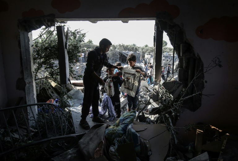 الجيش الإسرائيلي يشن غارات عدة على مواقع لحماس في غزة