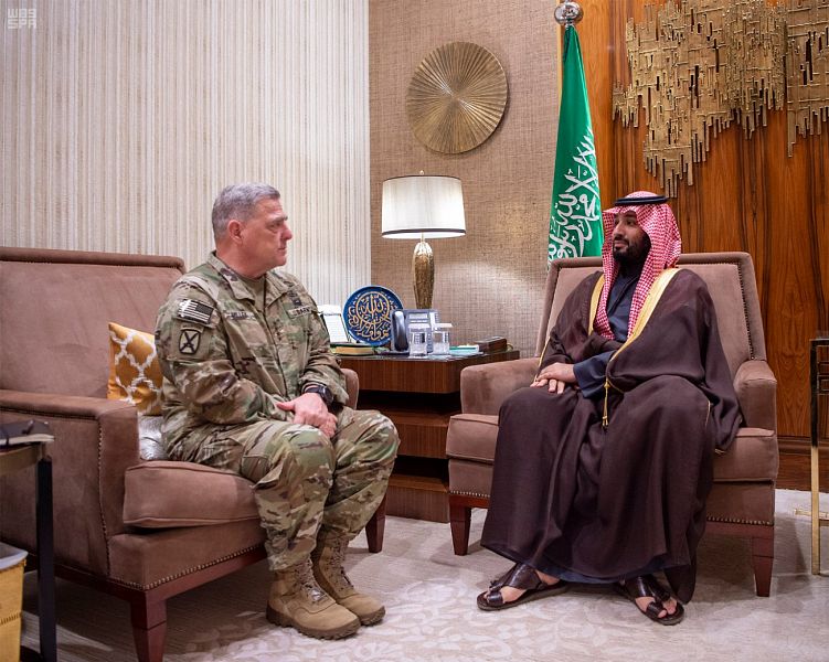 ولي العهد السعودي يلتقي رئيس هيئة الأركان الأميركية