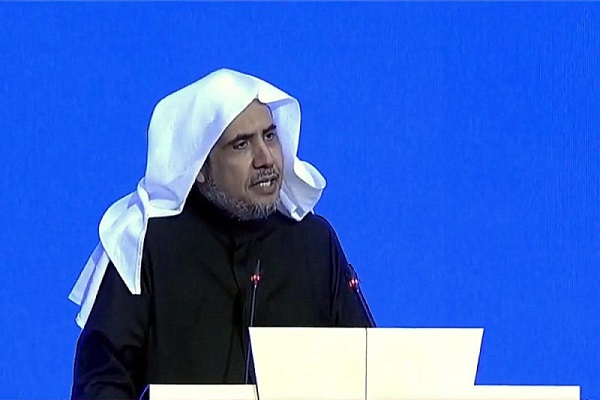 الشيخ محمد العيسى مشاركًا في منتدى الإعلام السعودي بالرياض