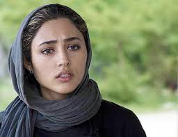 الممثلة الإيرانية غولشيفته فرحاني تدين 