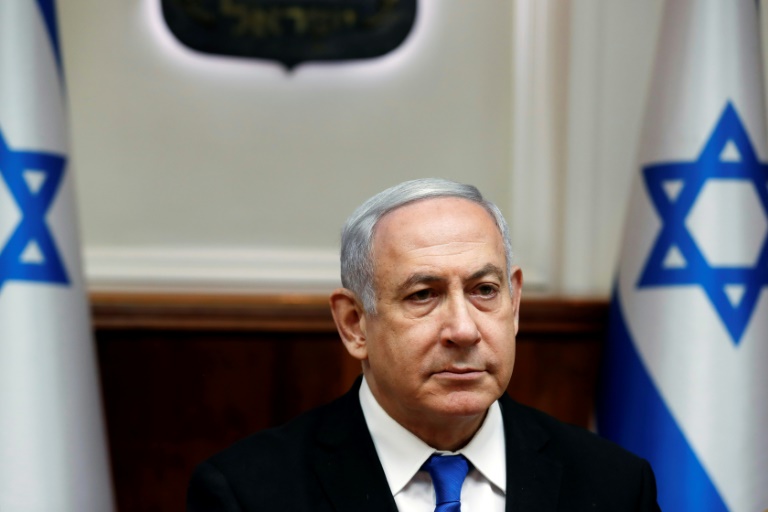 رئيس الوزراء الاسرائيلي بنيامين نتانياهو مترئسا الاجتماع الاسبوع للحكومة الاسرائيلية في القدس في 8 كانون الاول/ديسمبر 2019.