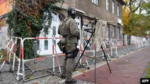 شرطة برلين تخلي سوقا للميلاد للاشتباه في غرض