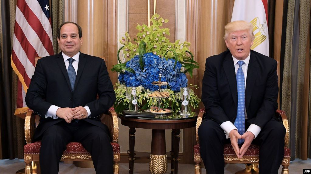 لقاء سابق بين الرئيس دونالد ترمب والرئيس المصري عبد الفتاح السيسي