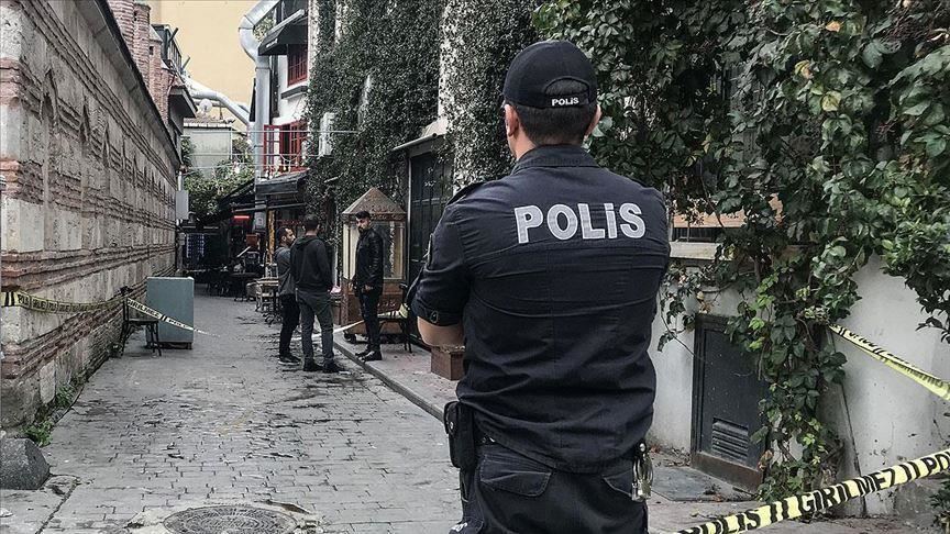 تركيا تعتقل 20 شخصا يشتبه بانتمائهم الى 