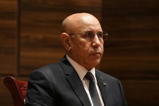 الرئيس الموريتاني محمد ولد الشيخ الغزواني خلال أدائه اليمين الدستورية