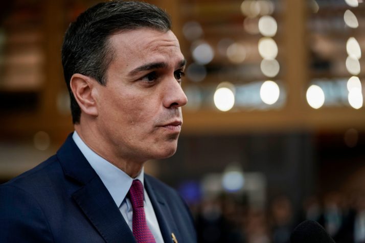 رئيس الوزراء الاسباني بواجه تحديات اقليم كاتالونيا