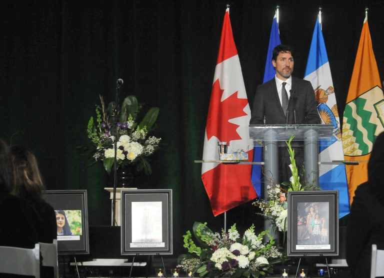 رئيس الوزراء الكندي جاستن ترودو خلال مشاركته في حفل تأبين لضحايا الطائرة الأوكرانية المنكوبة فب إدمونتون في 12 كانون الثاني/يناير 2020