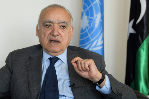 مبعوث الأمم المتحدة إلى ليبيا غسان سلامة في مكتبه في تونس خلال مقابلة مع فرانس برس في 29 نوفمبر 2019