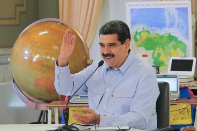 صورة وزعتها الرئاسة الفنزويلية تظهر الرئيس نيكولاس مادورو يتحدث اثناء لقاء بمناسبة بداية العام الدراسي في القصر الرئاسي في كراكاس في 16 ايلول/سبتمبر 2019.