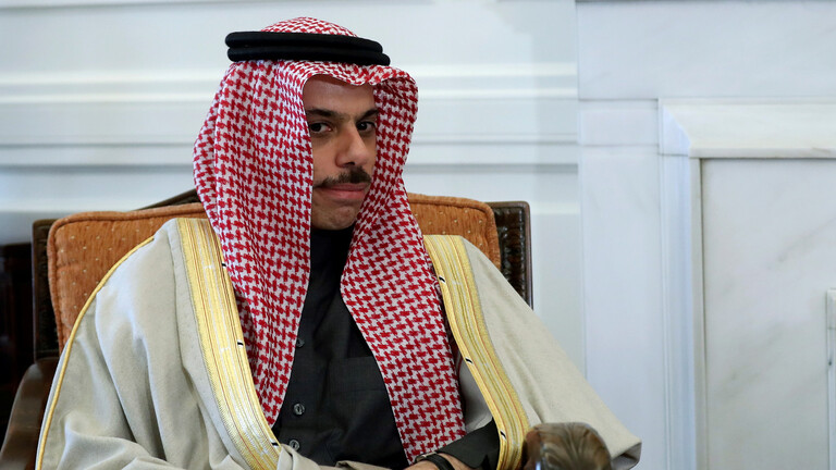 الرياض: لا يمكن للاسرائيليين زيارة السعودية حاليا
