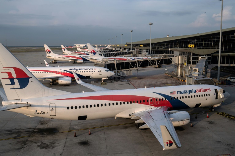 ماليزيا اشتبهت بأن قائد بوينغ 777 أسقطها عمداً