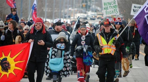 تظاهرات وإغلاق طرق للسكان الأصليين في كندا