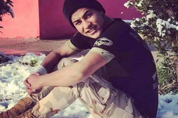 العسكري فهد محمد الخزاعي قتل في ساحة الخلاني لدى مشاركته في التظاهرات