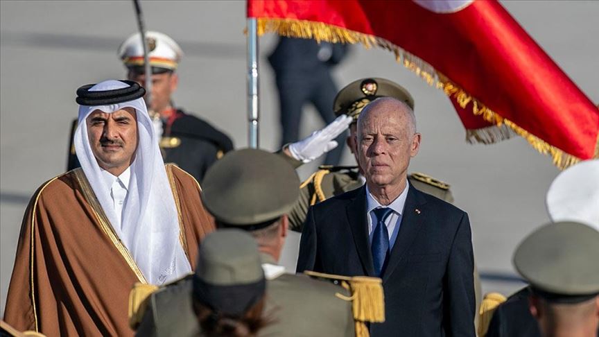 الرئيس التونسي في استقبال أمير قطر
