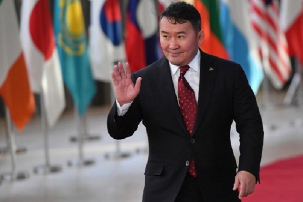الرئيس المنغولي خالتما باتولغا