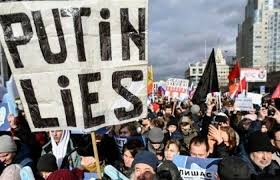 سفير أميركي يشيد بالمتظاهرين ضد بوتين في موسكو