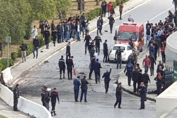 هجوم انتحاري مزدوج قرب السفارة الاميركية في تونس