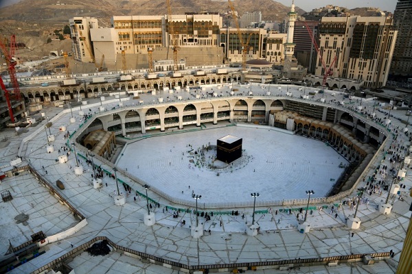 صورة التقطت من الجو لصحن الكعبة في المسجد الحرام الخميس في 5 مارس 2020