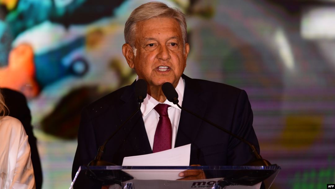 قاض يأمر الرئيس المكسيكي بالتصرف حيال انتشار كورونا