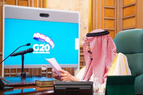 الملك سلمان يوجه كلمة مع بدء أعمال قمة مجموعة العشرين الافتراضية (واس)