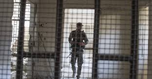 عودة الهدوء إلى سجن شهد عصيانًا لمعتقلي داعش في الحسكة