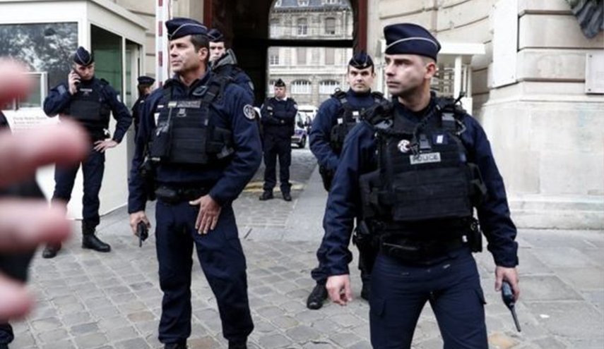قتيلان وسبعة جرحى في اعتداء بالسكين في جنوب-شرق فرنسا