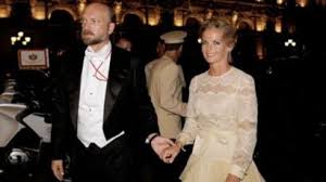 حكاية "مصرفي بوتين" وزوجته اللذين عارض الرئيس الروسي زواجهما