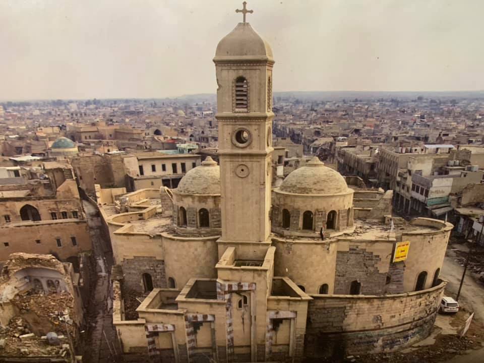 كنيسة الساعة التاريخية في الموصل قبل ان يدمرها داعش