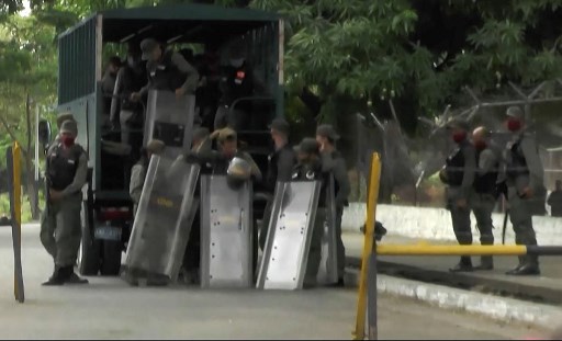 47 قتيلا و75 جريحًا في حركة تمرد داخل سجن في فنزويلا