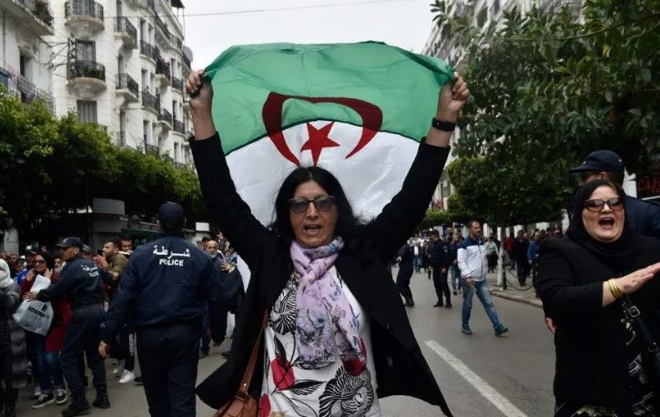 تظاهرة جديدة في الجزائر ضد قمع الحراك