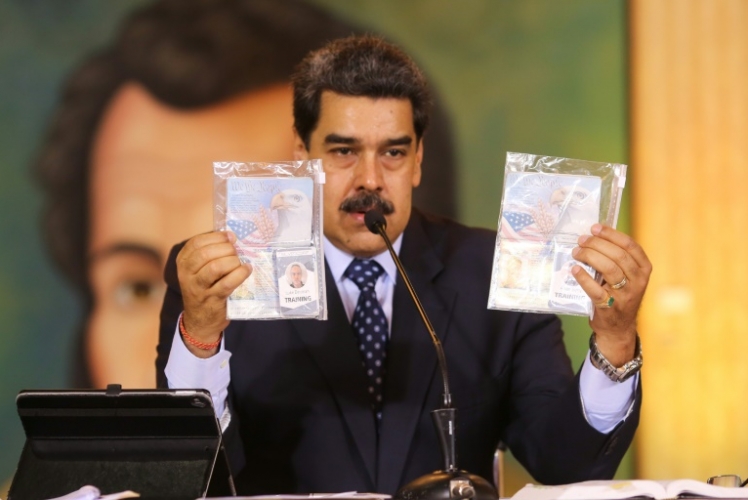 مادورو يؤكد أن غوايدو التقى بعسكري أميركي سابق
