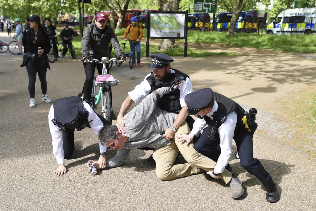 جانب من احتجاجات هايد بارك في لندن (أ ف ب)