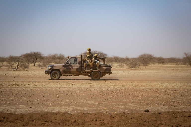 سبعة قتلى بينهم جنديان في كمين مسلّح في شمال بوركينا فاسو