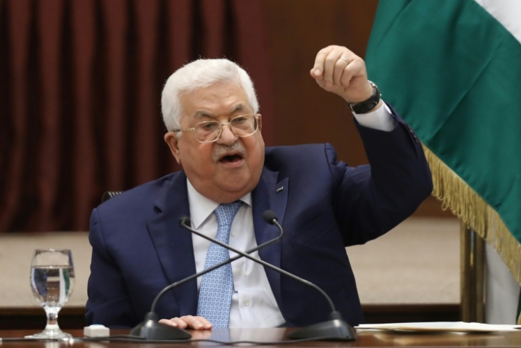عباس يضغط لحشد دعم دولي ضد خطة إسرائيل